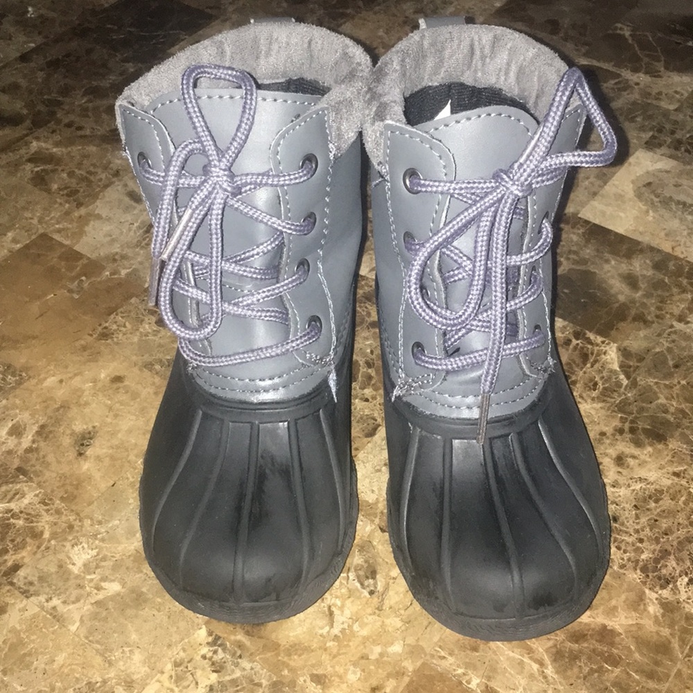 Boys Gray/Black Rain boots sz 13